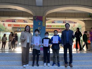 113學年度校內科展頒獎代表照片