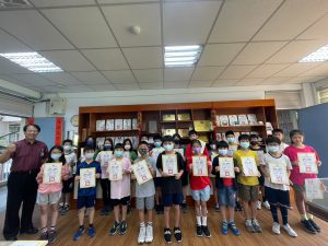 111-2學年度 4月天母好兒童〈孝順月〉代表照片